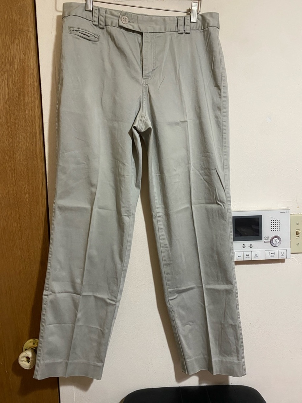 Unisex Straight Fit  Pants in Light Gray very good condition,  Open to Offers!